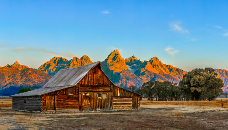 TA Moulton Barn
