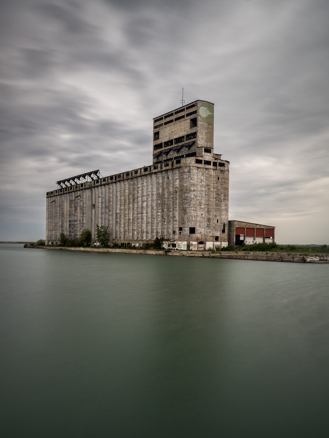 Cargill Pool Elevator T. Kahler Photography